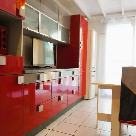 L'azur 4 Pers Clim Parking Acces Direct Holiday home *